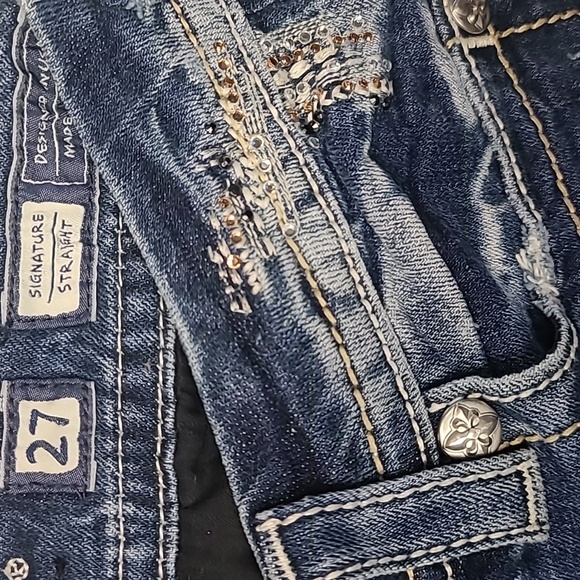 Miss Me Jeans - Picture 8 of 17